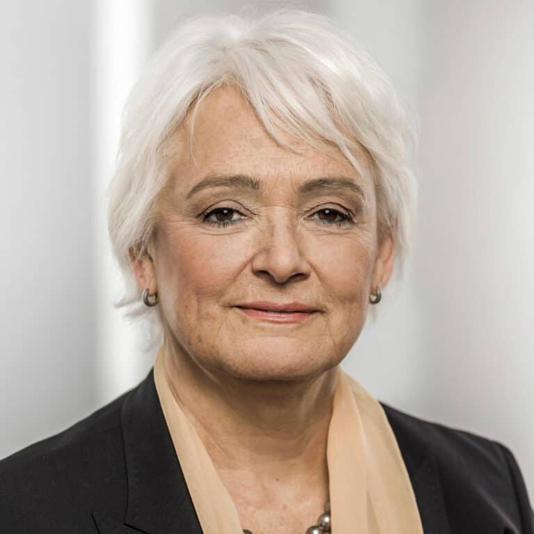 Dr Christiane Gross Daeb